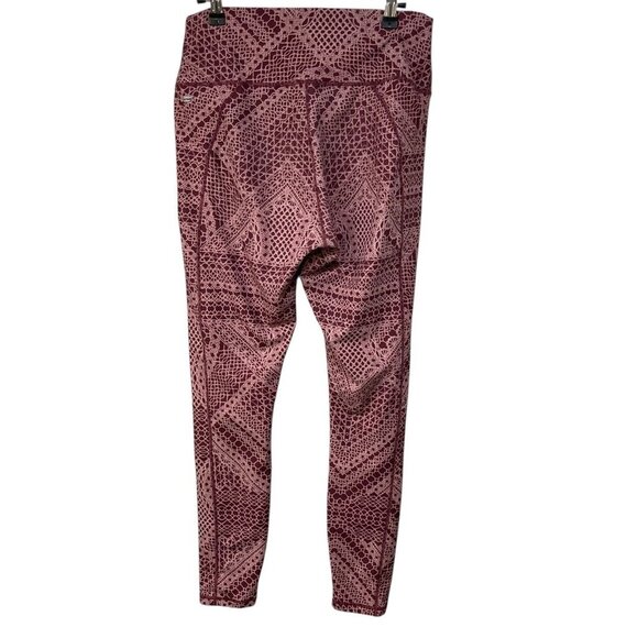 Fabletics Women's Pants Red Mesh Geometric Leggings Athletic Stretch Size XL - Picture 7 of 9